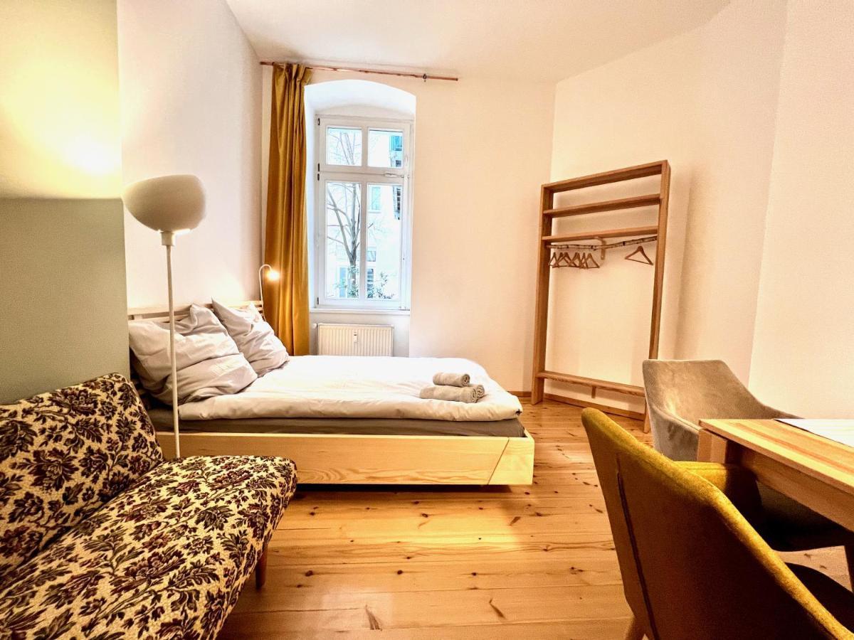 Gemuetliche 2-Zimmer-Wohnung Zentral Friedrichshain Berlin Exterior photo