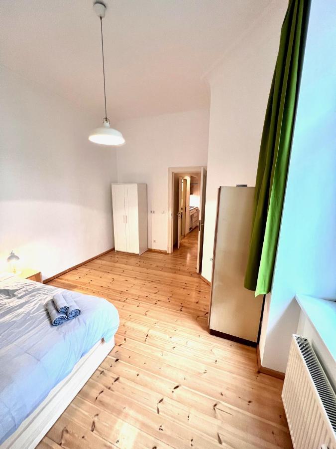 Gemuetliche 2-Zimmer-Wohnung Zentral Friedrichshain Berlin Exterior photo