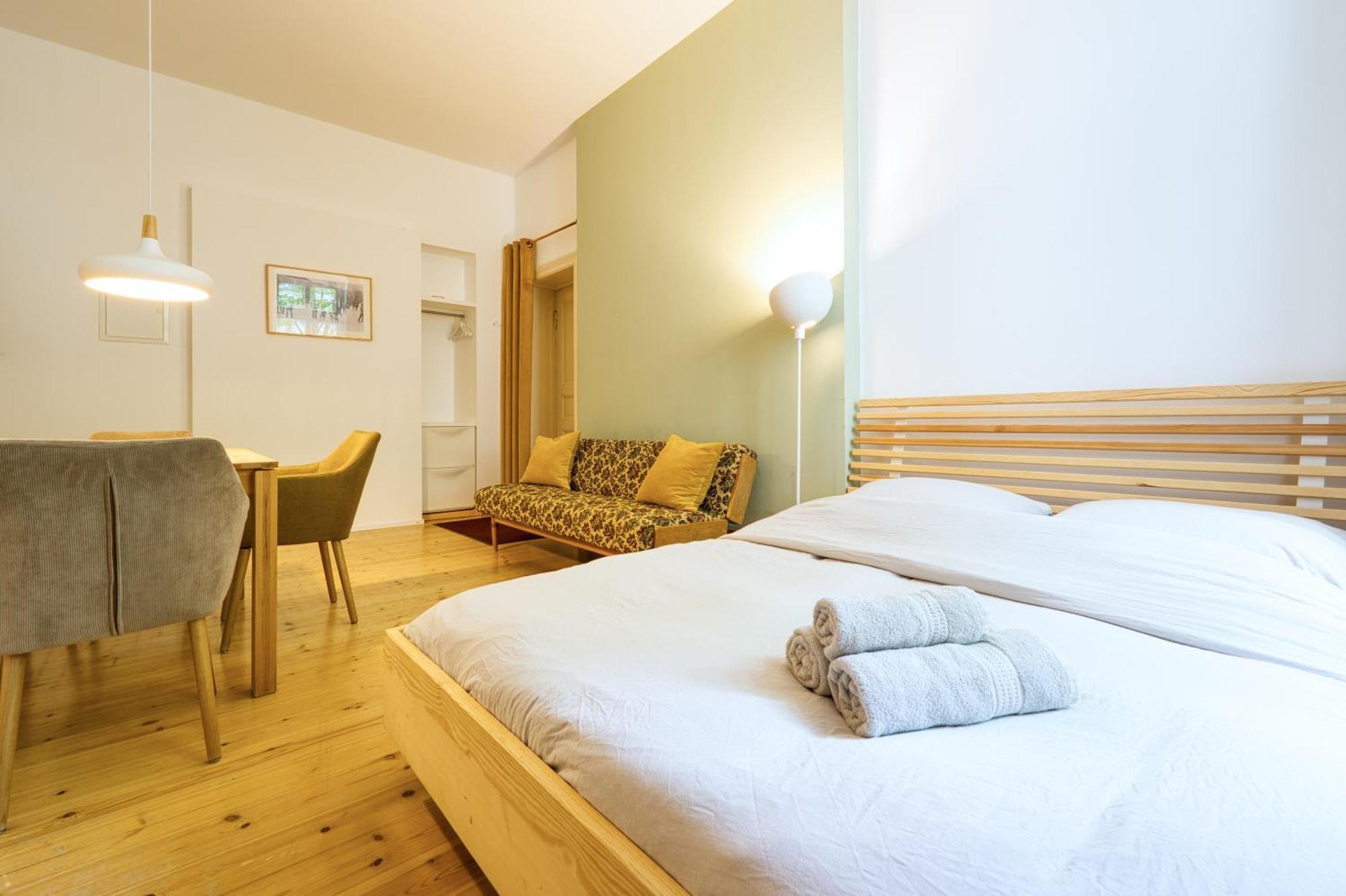 Gemuetliche 2-Zimmer-Wohnung Zentral Friedrichshain Berlin Exterior photo